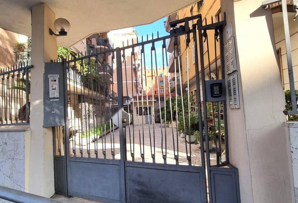 Caffarella Garden And Park Apartment Rome Exterior photo